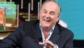 La Ruota della Fortuna, Gerry Scotti scherza sul driver Flavio: “Sta diventando un divo”