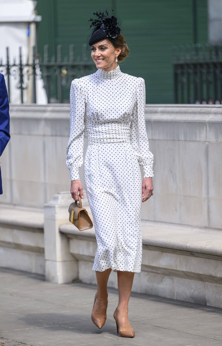 Bianca Guaccero copia il look a Kate Middleton