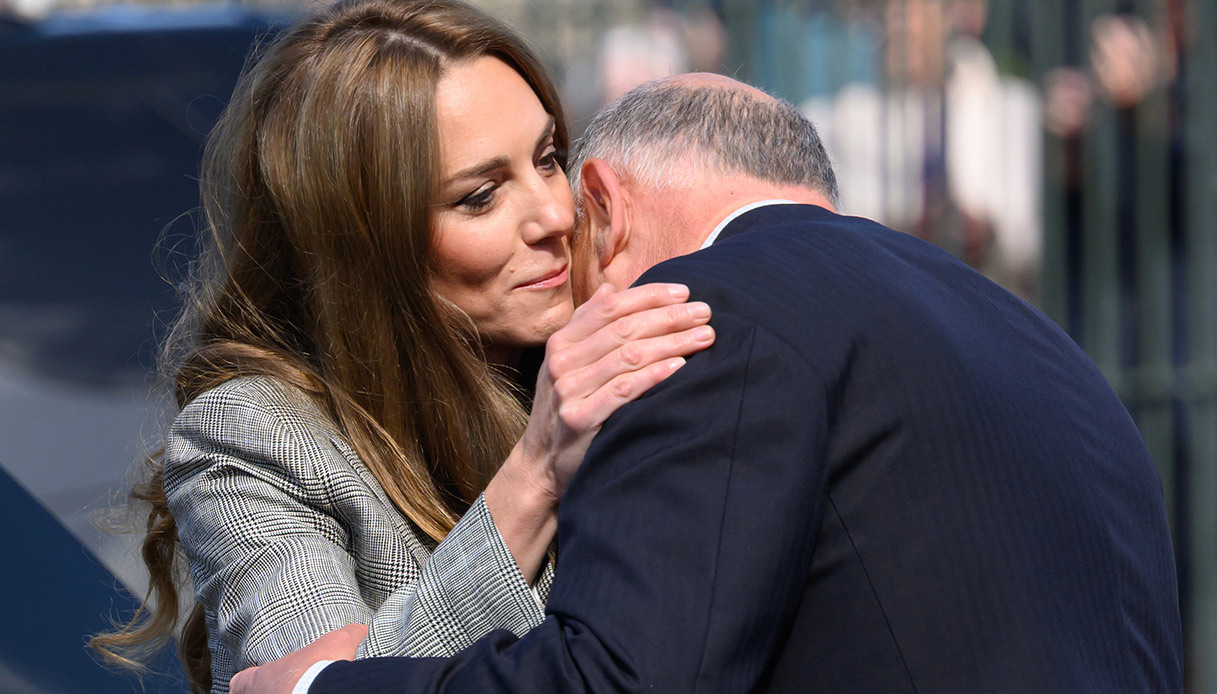 Kate Middleton, momento imbarazzante: durante l’incontro rischia l’incidente