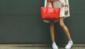 Che cos’è la teoria della scarpa sbagliata che spopola ancora su TikTok