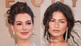 Zendaya mette le ali, Anne Hathaway raggiante con l’abito premaman: le dive di Odissea incantano tutti