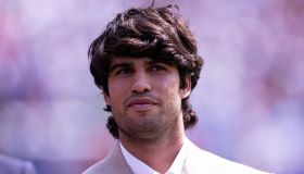Carlos Alcaraz cambia look, le treccine del campione per tornare a battere Jannik Sinner