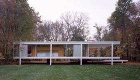 Casa Farnsworth, storia e curiosità del capolavoro di Ludwig Mies van der Rohe