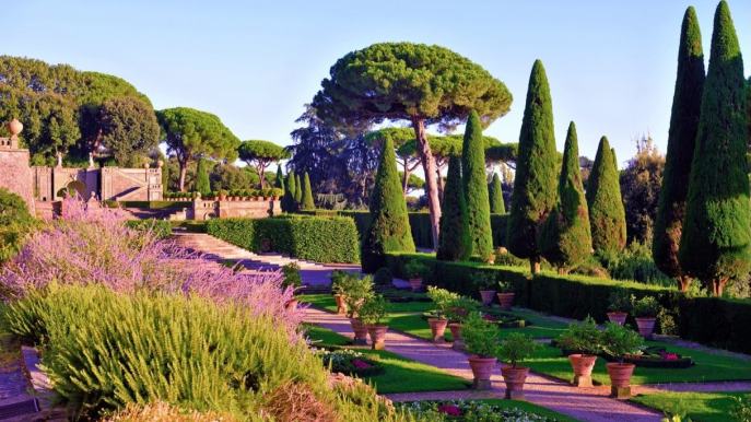 Castel Gandolfo, i giardini segreti del Papa. Con fattoria didattica