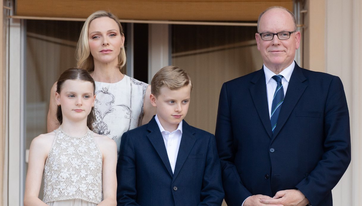 Il Principe Alberto e la Principessa Charlene con i gemelli Jacques e Gabriella