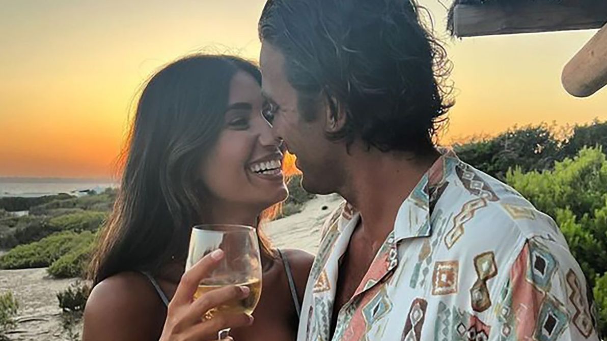 Federica Nargi seduce Matri con l’abito lungo animalier: il look di coppia su Instagram