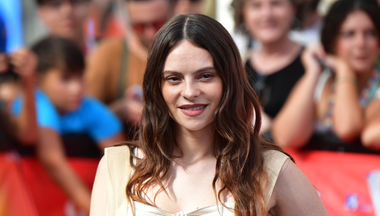 francesca michielin brilla con un mini dress gioiello al giffoni film festival 2026 da Dilei.it francesca michielin brilla con un mini dress gioiello al giffoni film festival 2026