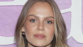 Chi è Laura Schmitt, la fidanzata di Dani Olmo che detta la moda ai Mondiali 2026