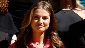 Leonor di Spagna, la camicia a fusciacca è il nuovo trend dell’estate