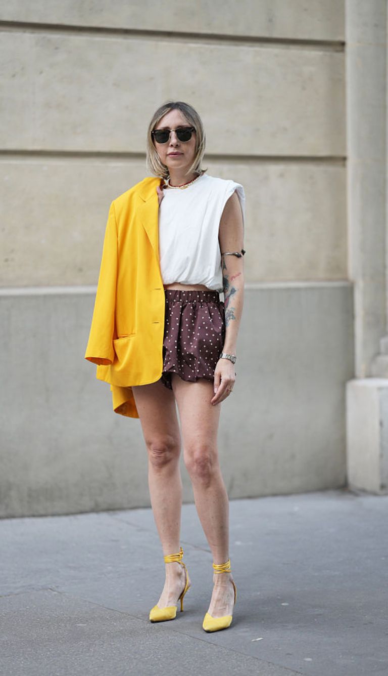 Look blazer e t-shirt