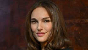 Natalie Portman incinta del terzo figlio: la rara foto col pancione