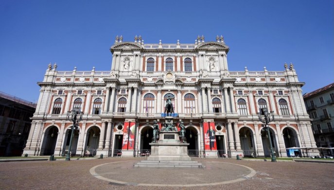 Palazzo Carignano Torino facciata neoclassica
