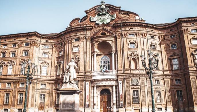 Palazzo Carignano Torino facciata barocca