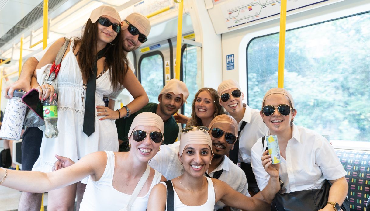 Pitbull fan calvi a Londra