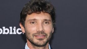Affari Tuoi va in onda, ma è una replica: polemiche per Stefano De Martino