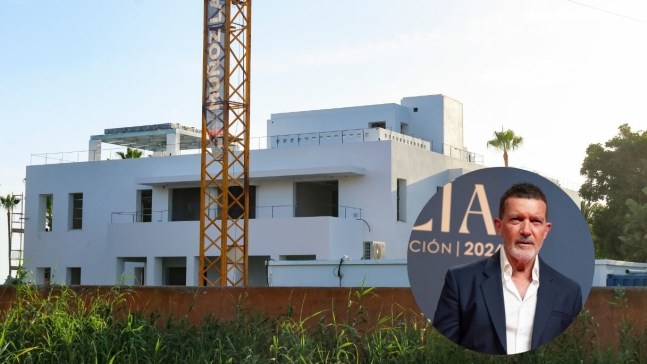 #acasadi Antonio Banderas, la nuova villa a Marbella: linee essenziali e rooftop da sogno