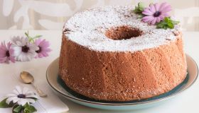 Chiffon cake, quali sono gli ingredienti e i segreti per realizzarla in modo perfetto
