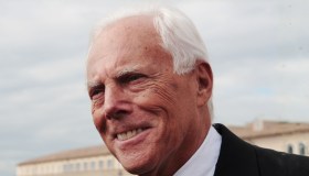 Giorgio Armani rivive in tv, Ferzan Özpetek racconta l’uomo dietro il mito