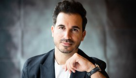 Il sussurro del fuoco, Javier Castillo: “Ci accorgiamo di vivere solo quando la morte ci sfiora”