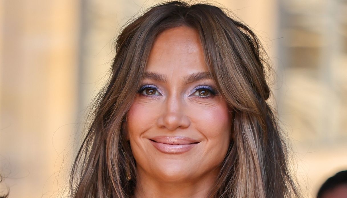 jennifer lopez lo scatto con haaland 232 gi224 storia e il suo look 232 mozzafiato da Dilei.it jennifer lopez lo scatto con haaland 232 gi224 storia e il suo look 232 mozzafiato