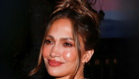 Jennifer Lopez fa impazzire Parigi: quattro look couture prima ancora delle sfilate
