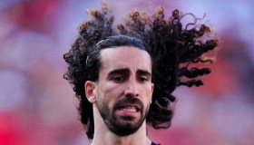 “Non taglia i capelli per il figlio autistico”, il campione del Mondiale Cucurella commuove Chiara Ferragni