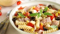 Pasta fredda, gli ingredienti per la ricetta classica