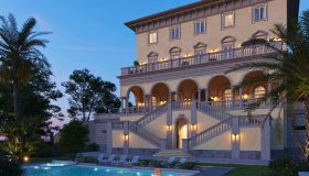 Villa Castagnola, residenza-gioiello con vista sul mare e parco immenso: in vendita a 4,5 milioni
