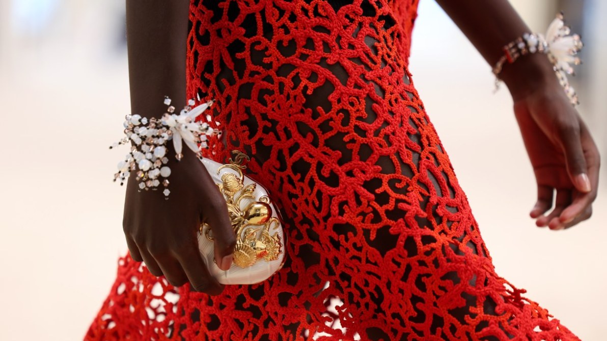 Le mille e una It-bags con cui chiudere ogni look da sera nell’estate 2026: sarà amore a prima vista