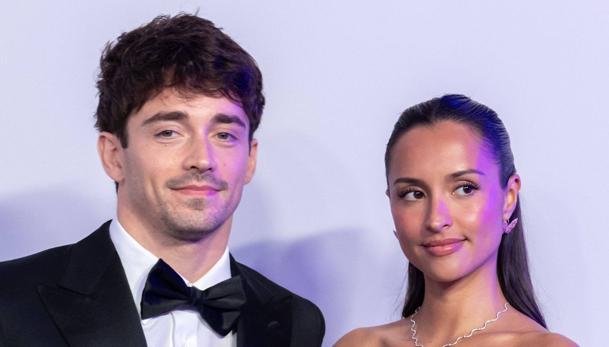 alexandra e charles leclerc vacanze di famiglia sul nuovo yacht da 16 milioni il lusso da pi249 di 30 metri da Dilei.it alexandra e charles leclerc vacanze di famiglia sul nuovo yacht da 16 milioni il lusso da pi249 di 30 metri