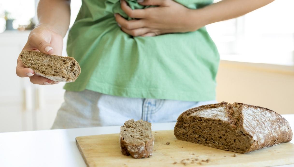 Perché le fibre ti fanno gonfiare? I consigli dell’esperto per scegliere quelle giuste per il tuo intestino