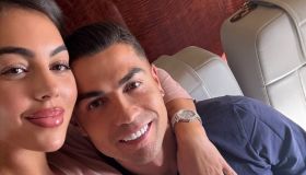 Ronaldo e Georgina Rodriguez, la nuova casa da 35 milioni dopo le nozze: rubinetti d’oro e cinema