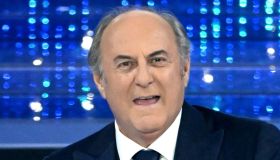 La Ruota della Fortuna, Gerry Scotti avverte: le nozze del campione rischiano di saltare