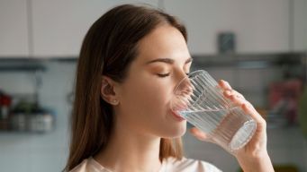 Acqua frizzante fresca e buona ogni giorno: il gasatore per casa ora ha un prezzo irresistibile