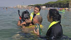 Follonica: mare senza barriere, quando “non può” diventò “proviamoci”