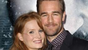 James Van Der Beek, la moglie commuove con il ricordo: “Continua ad essere presente”