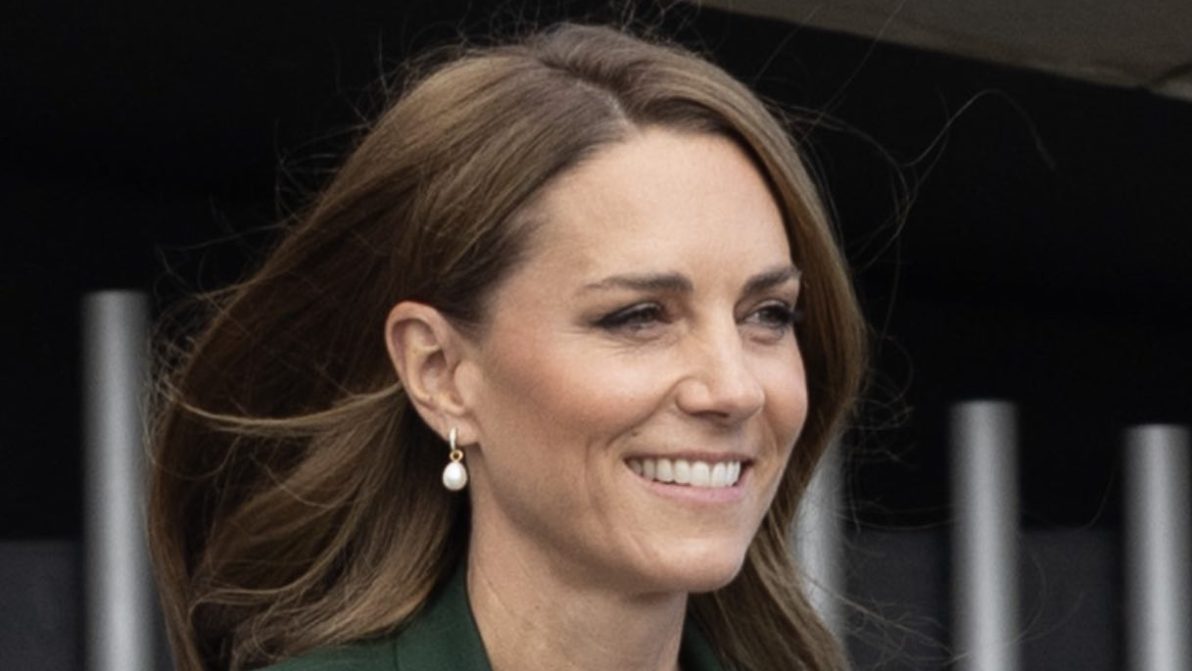 Kate Middleton ha interrotto le sue vacanze. E Louis ruba la scena (ancora)