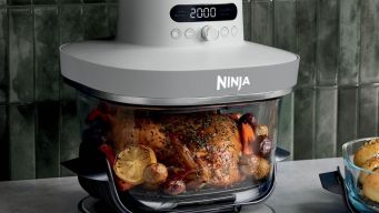 Questa friggitrice ad aria in vetro di Ninja, in versione XL, sostituisce definitivamente il forno (oggi in sconto)