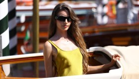 La maschera alla cheratina in sconto è l’alleato da tenere in valigia per nutrire i capelli durante le vacanze