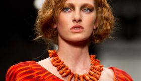 La collana di corallo è l’accessorio più cool che potrai indossare quest’estate
