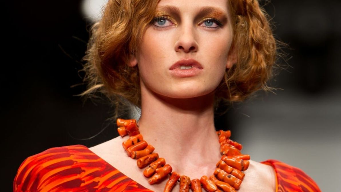 La collana di corallo è l’accessorio più cool che potrai indossare quest’estate