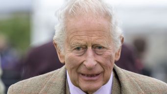 Re Carlo, anche un altro dei suoi nipoti rinuncia al titolo reale