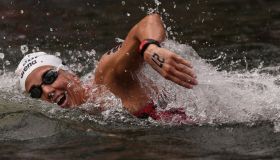 Ginevra Taddeucci è oro nel nuoto agli Europei 2026, non succedeva da 10 anni: l’abbraccio più bello