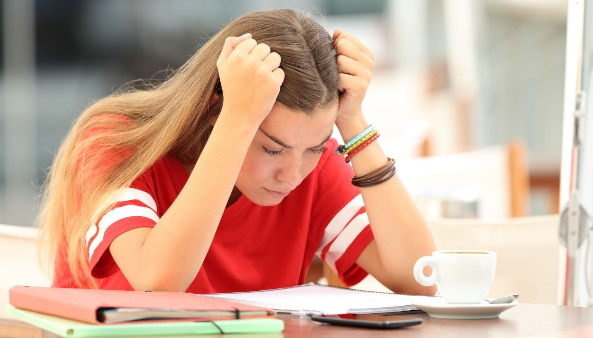 ansia da esami e rientro a scuola ne soffre il 75 degli studenti cosa influisce sulla mente degli studenti da Dilei.it ansia da esami e rientro a scuola ne soffre il 75 degli studenti cosa influisce sulla mente degli studenti