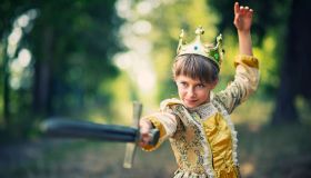 Cosa si nasconde dietro le favole per bambini: le versioni originali e i messaggi nascosti