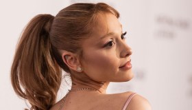 Ariana Grande, quanto è alta: il segreto della coda di cavallo a cui non rinuncia (quasi) mai