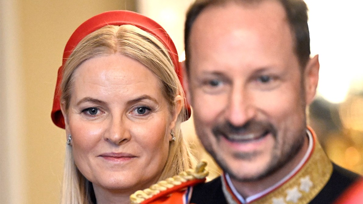 Mette-Marit di Norvegia, scandalizza il trono prima ancora di salirci