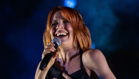 “Che regalo poter tornare a fare quello che amo”: Noemi riprende il tour dopo l’incidente