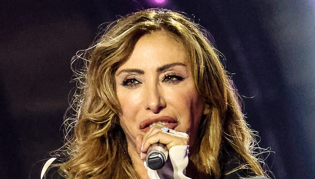 la notte dei fiori pagelle del 29 agosto sabrina salerno smarrita 5 il ritorno di fabio concato 9 gaffe di federico basso 45 da Dilei.it la notte dei fiori pagelle del 29 agosto sabrina salerno smarrita 5 il ritorno di fabio concato 9 gaffe di federico basso 45