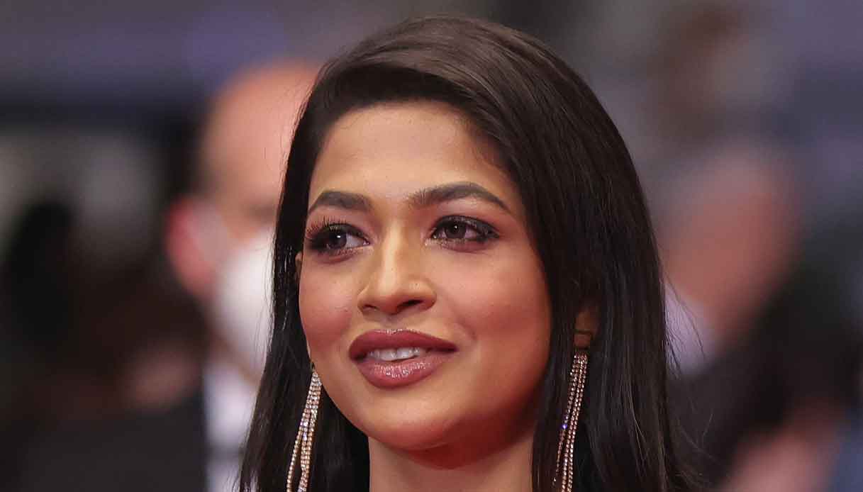 chi 232 azmeri haque badhon l8217attrice bengalese aggredita a venezia 83 da Dilei.it chi 232 azmeri haque badhon l8217attrice bengalese aggredita a venezia 83